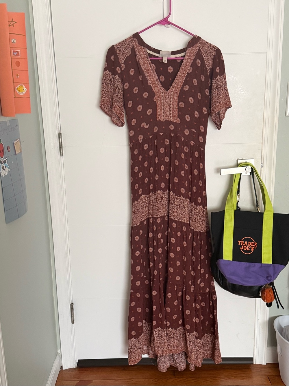 Knox Rose Brown Paisley V‑Neck Maxi Dress